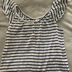 Old Navy shirt